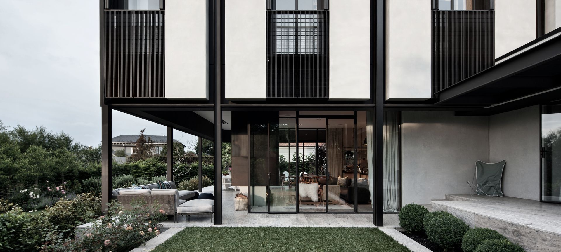 Country House in the City banner