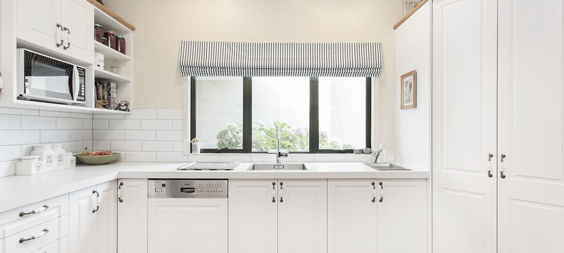 Country Style Kitchen Renovation banner