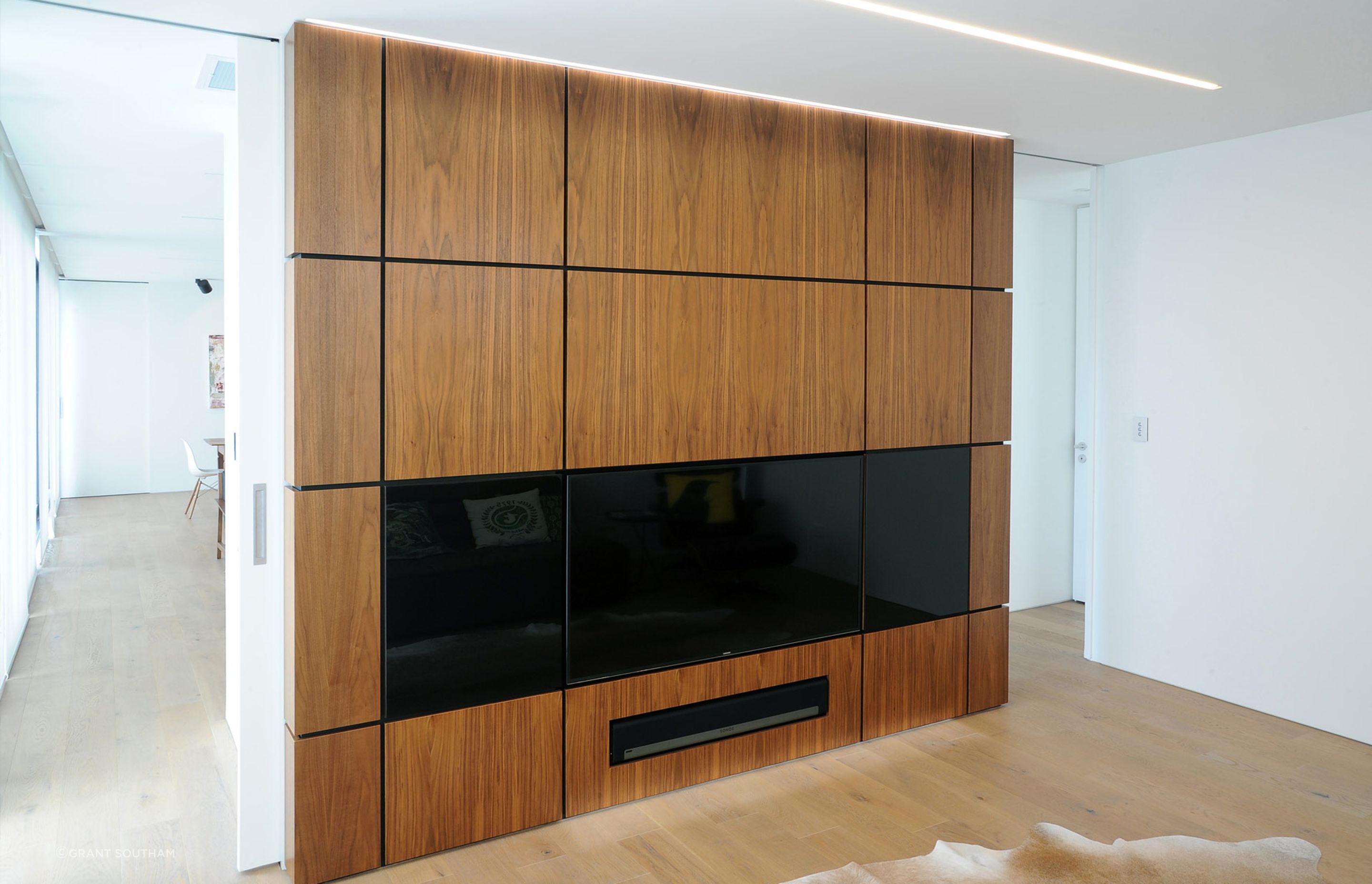 TV entertainment/wall unit in Walnut