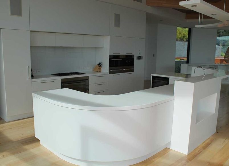 Curved Bespoke Kitchen