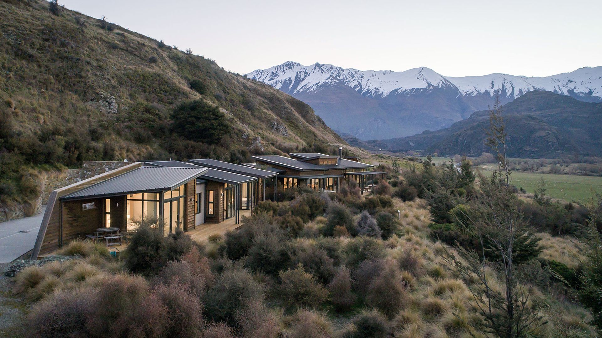 Buchanan Rise House, Wanaka banner