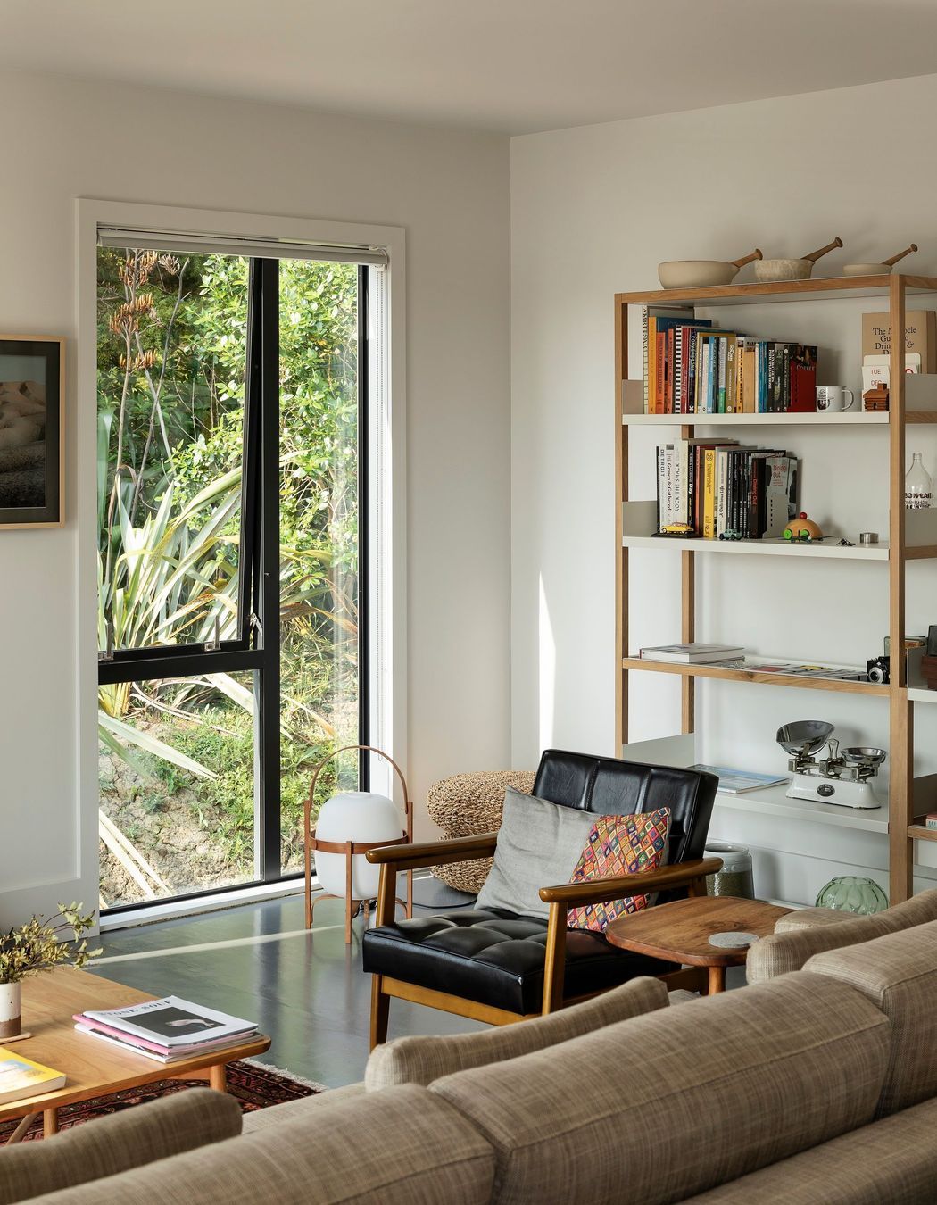Each room offers a different connection with the bush that surrounds the home. 