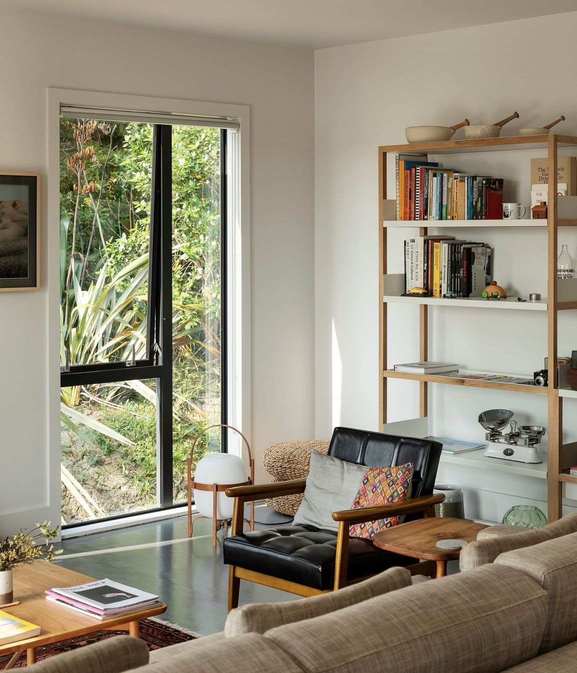 Each room offers a different connection with the bush that surrounds the home. 