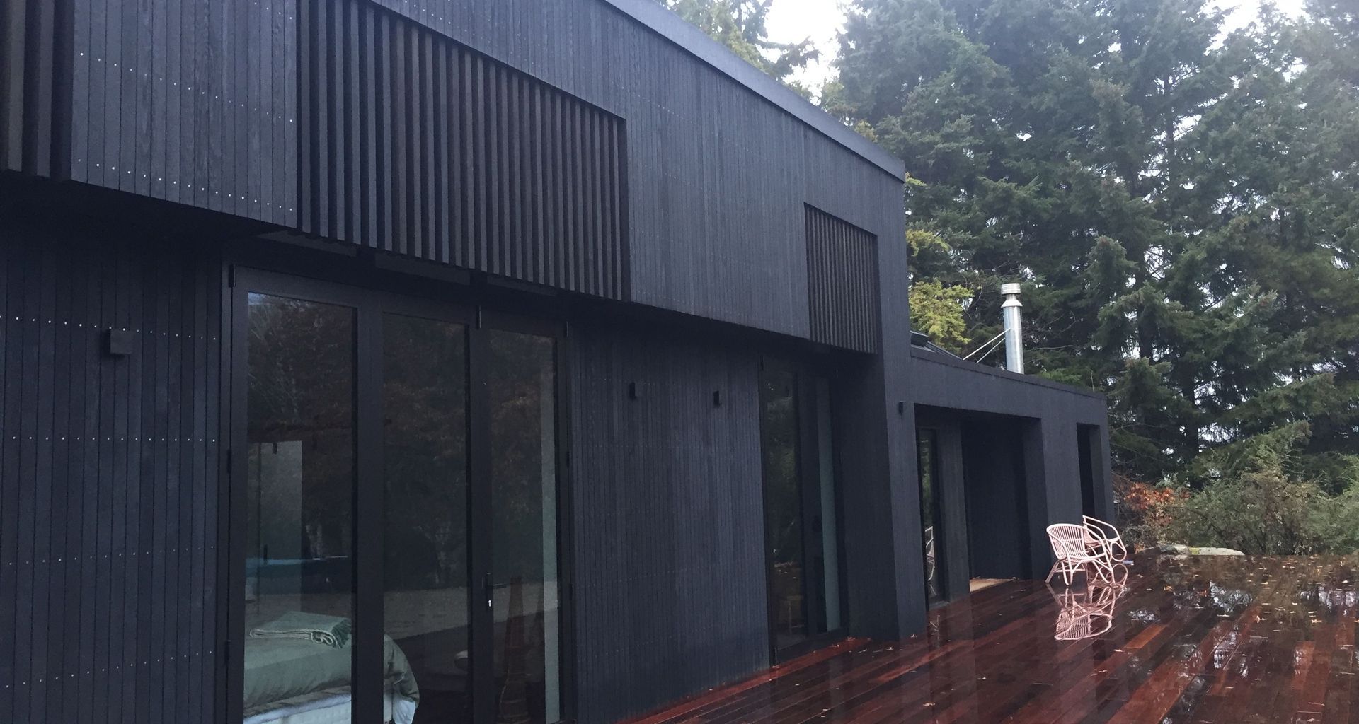Dalefield home - Western Red Cedar banner