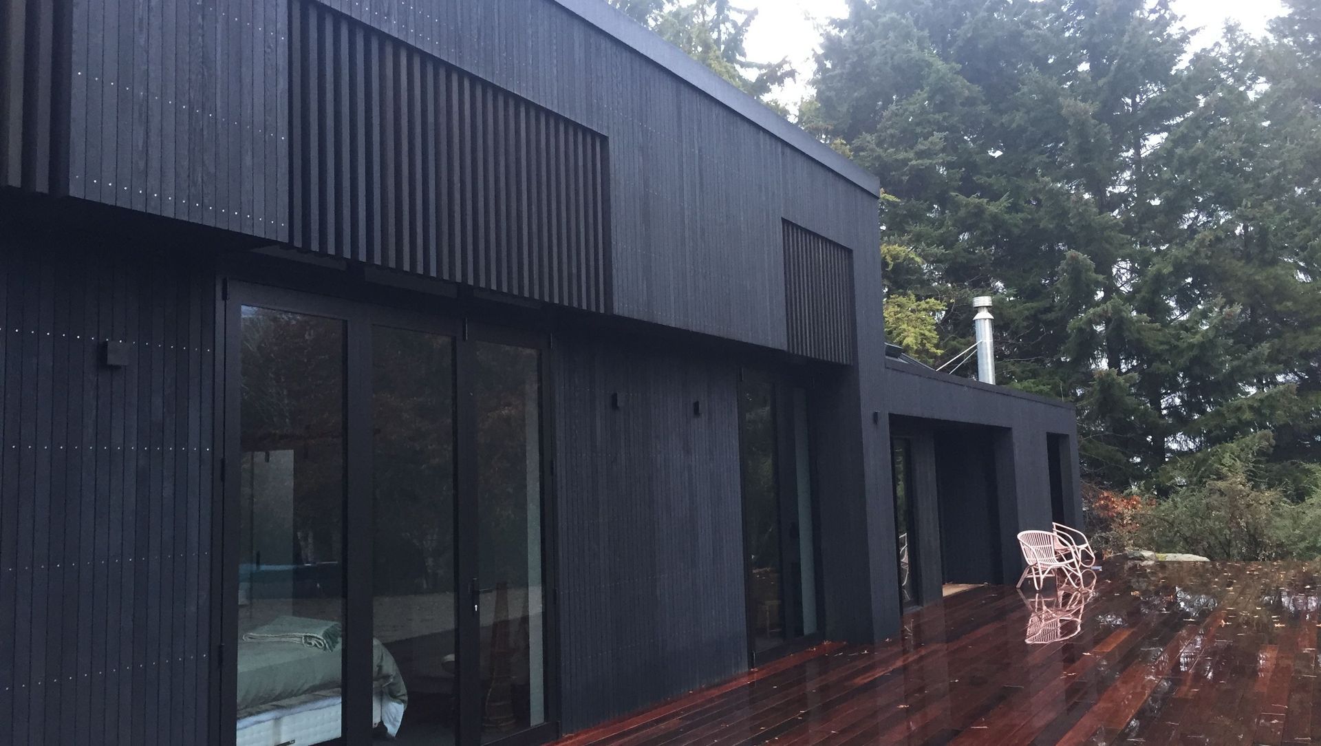 Dalefield home - Western Red Cedar banner