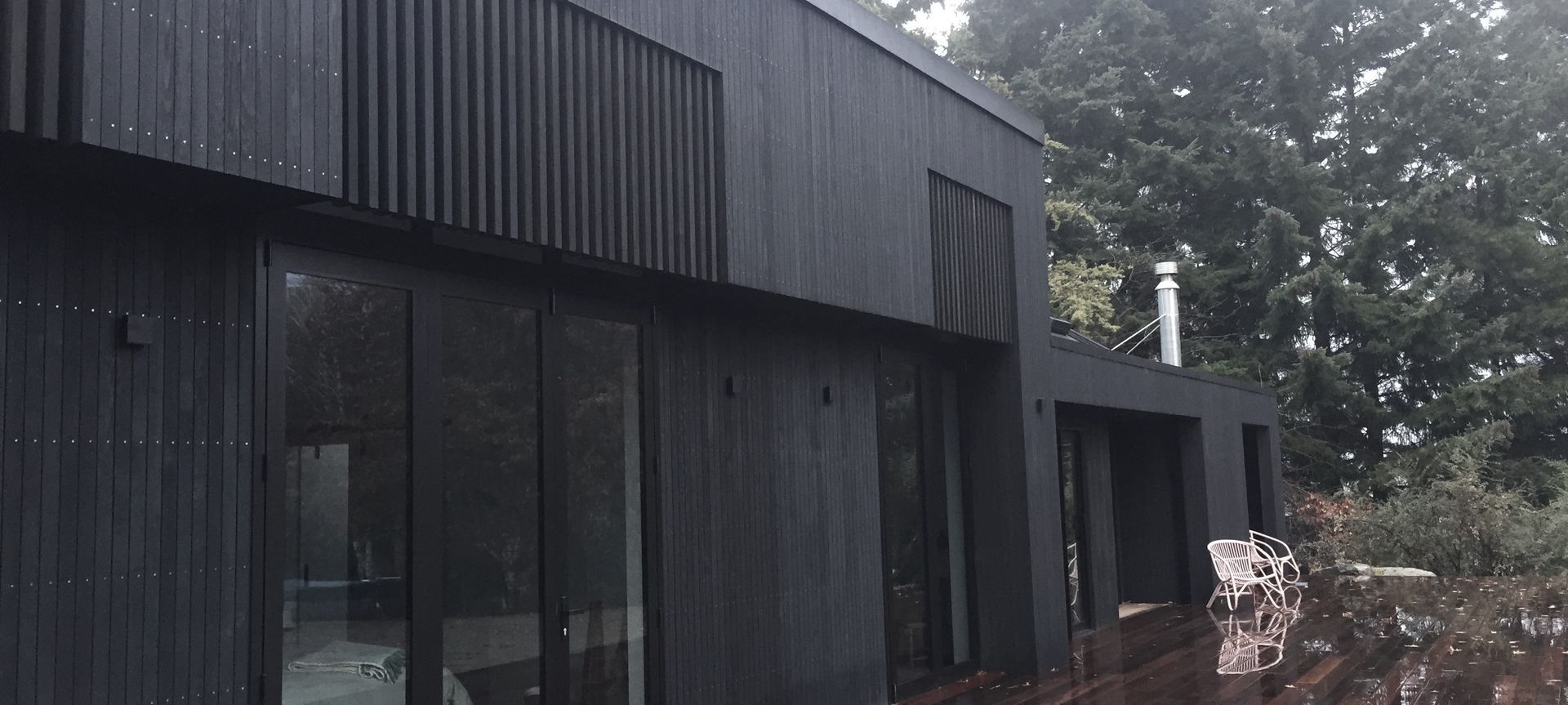 Dalefield home - Western Red Cedar banner