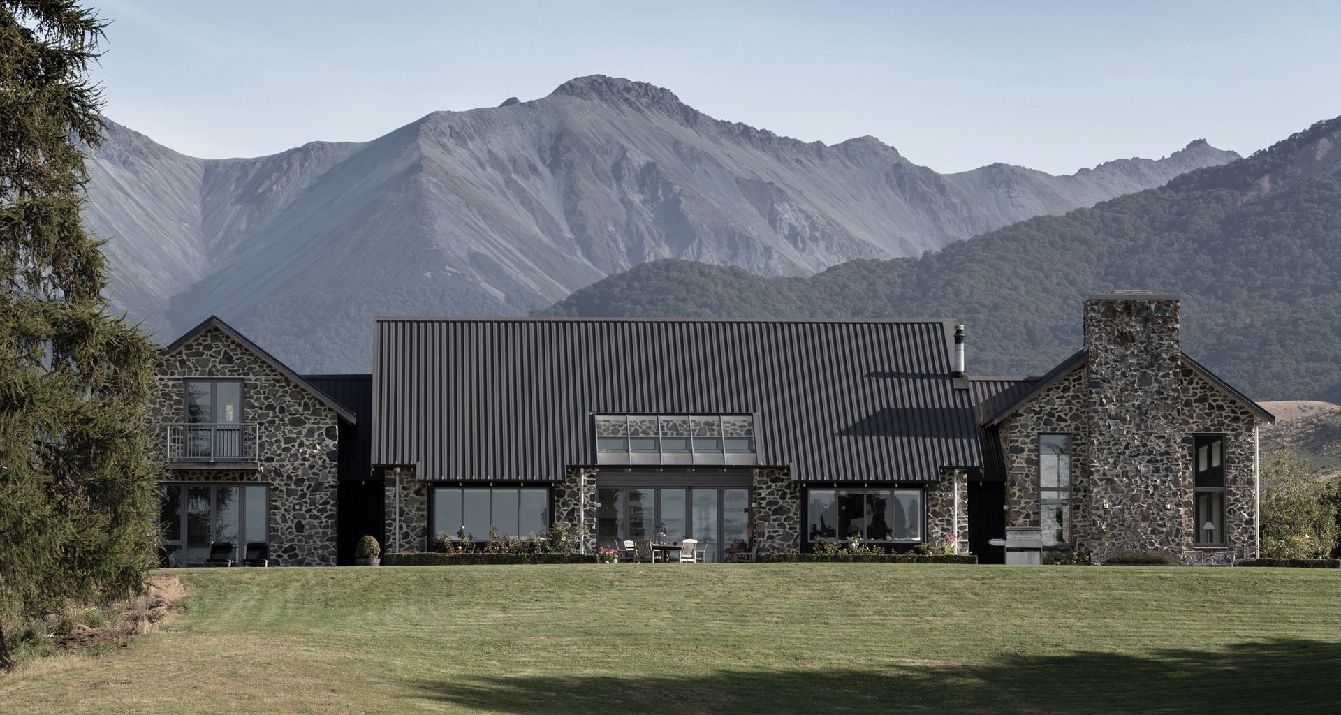 Davaar Station | Te Anau banner