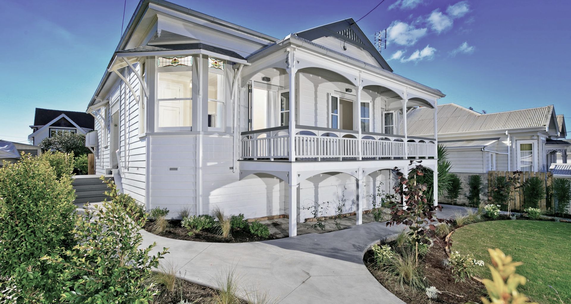 Devonport Character Villa banner