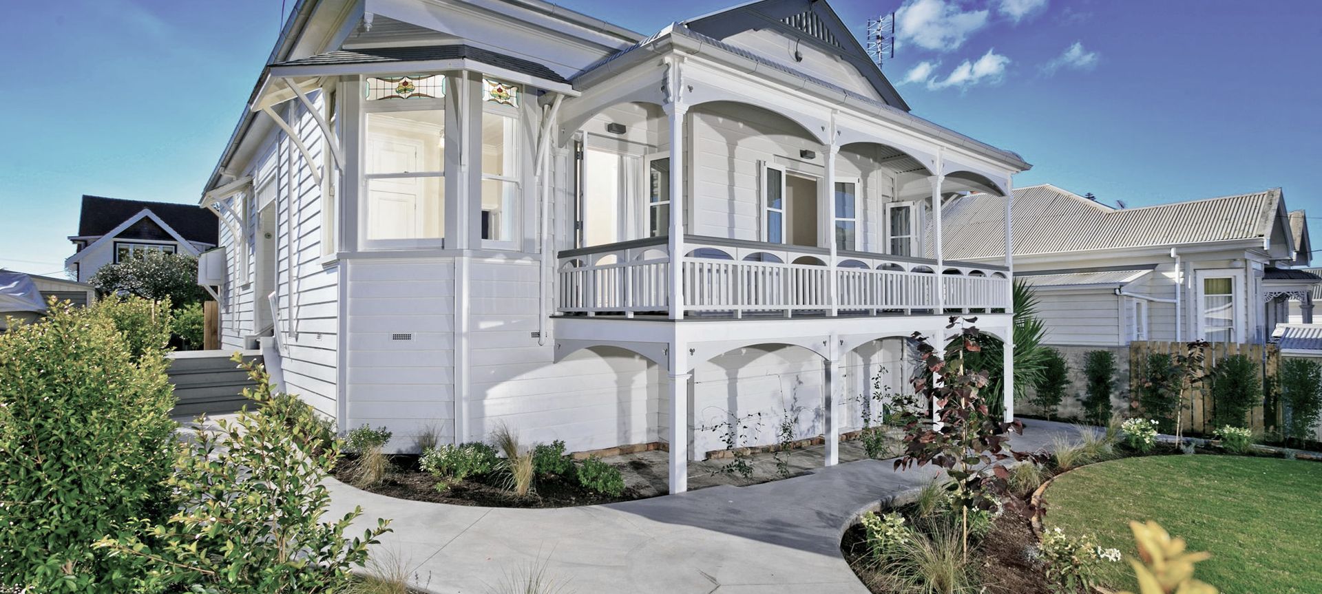 Devonport Character Villa banner