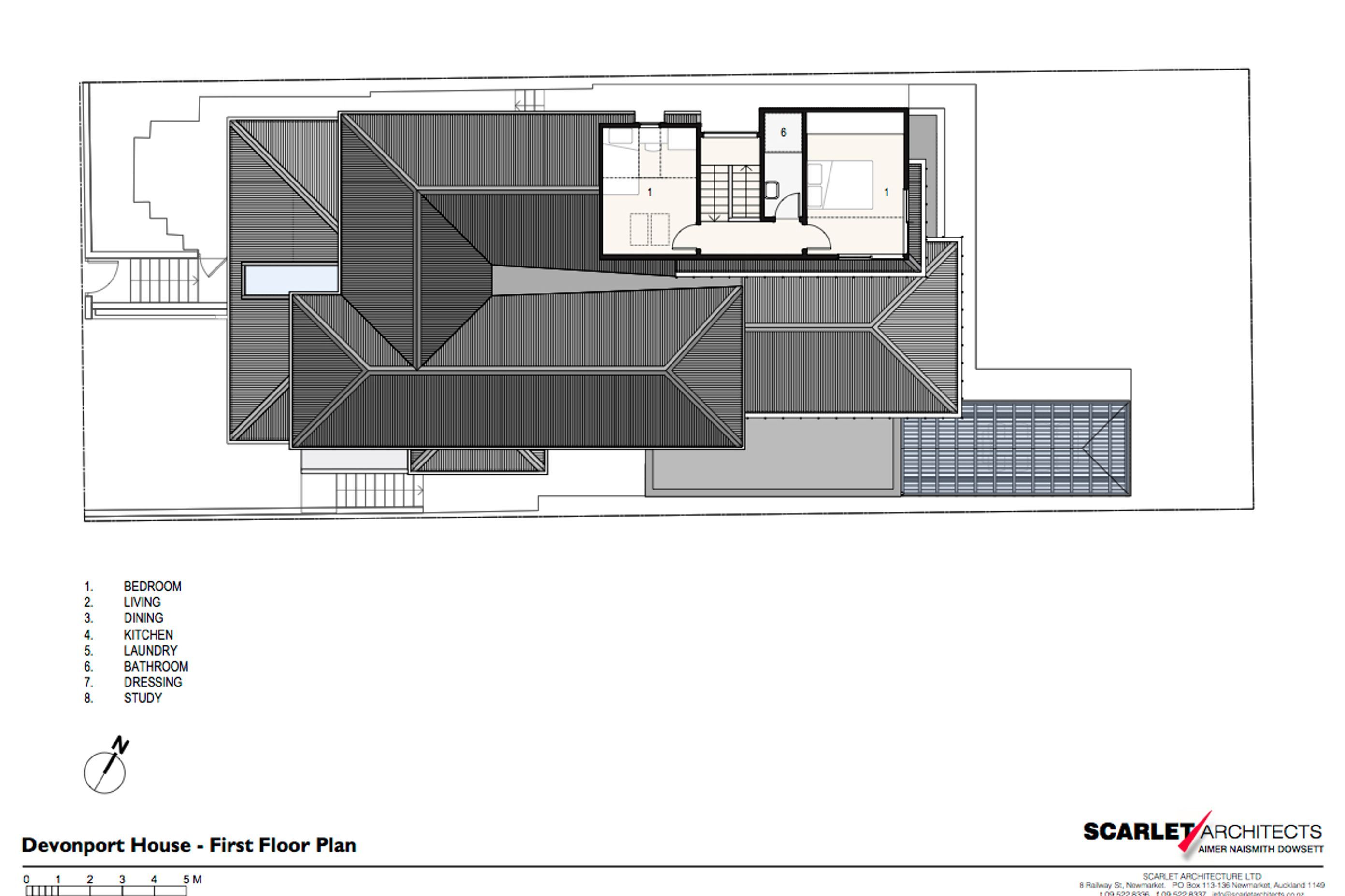 The first-floor and roof plan, by Scarlet Architects.