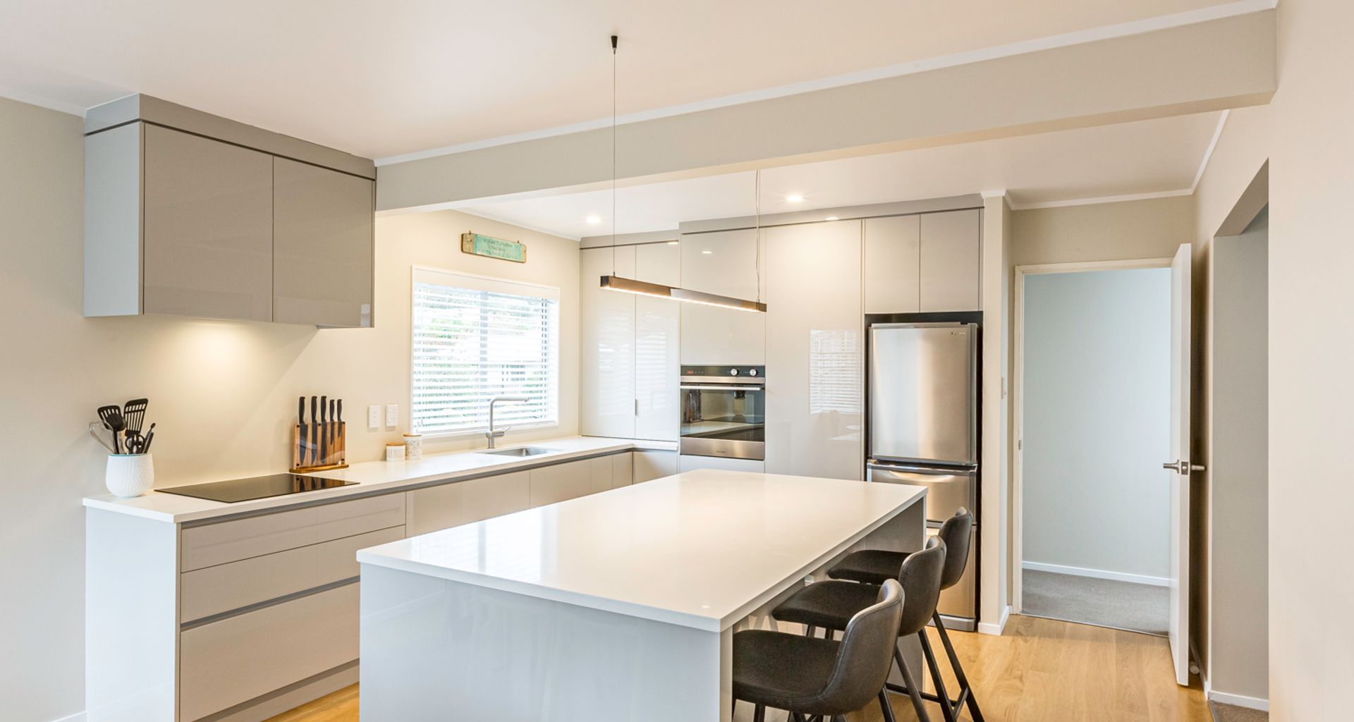 Stanmore Bay Kitchen banner