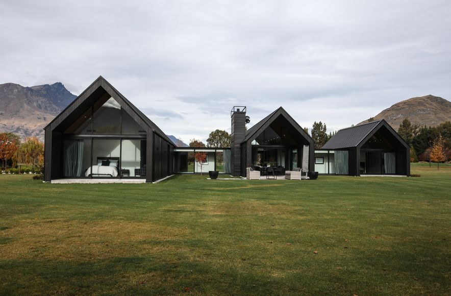 Domain Road House
