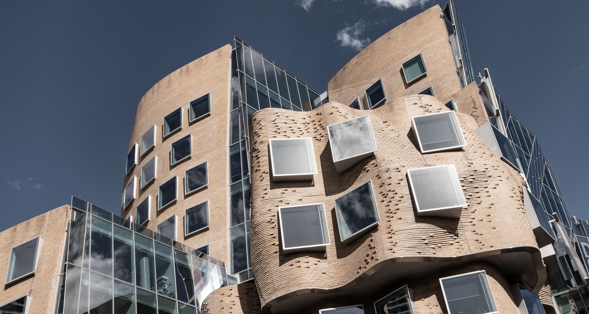 Dr Chau Chak Wing Building, Sydney banner
