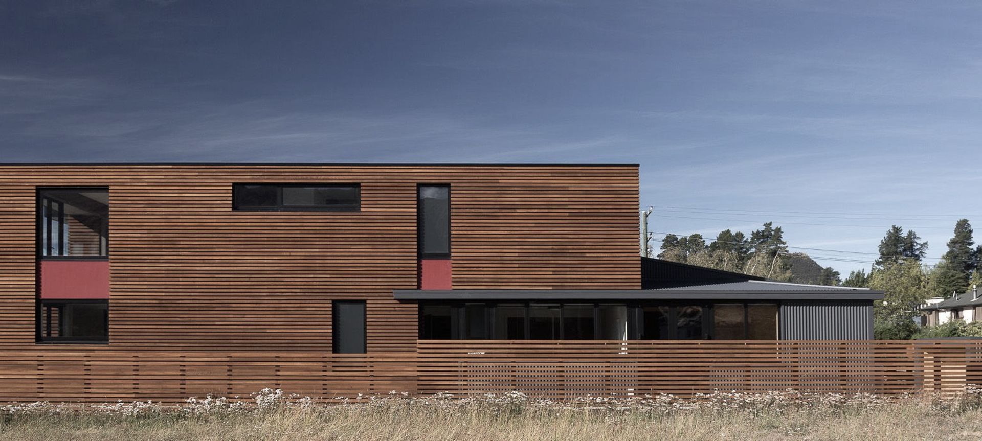 Wanaka Holiday Townhouse banner