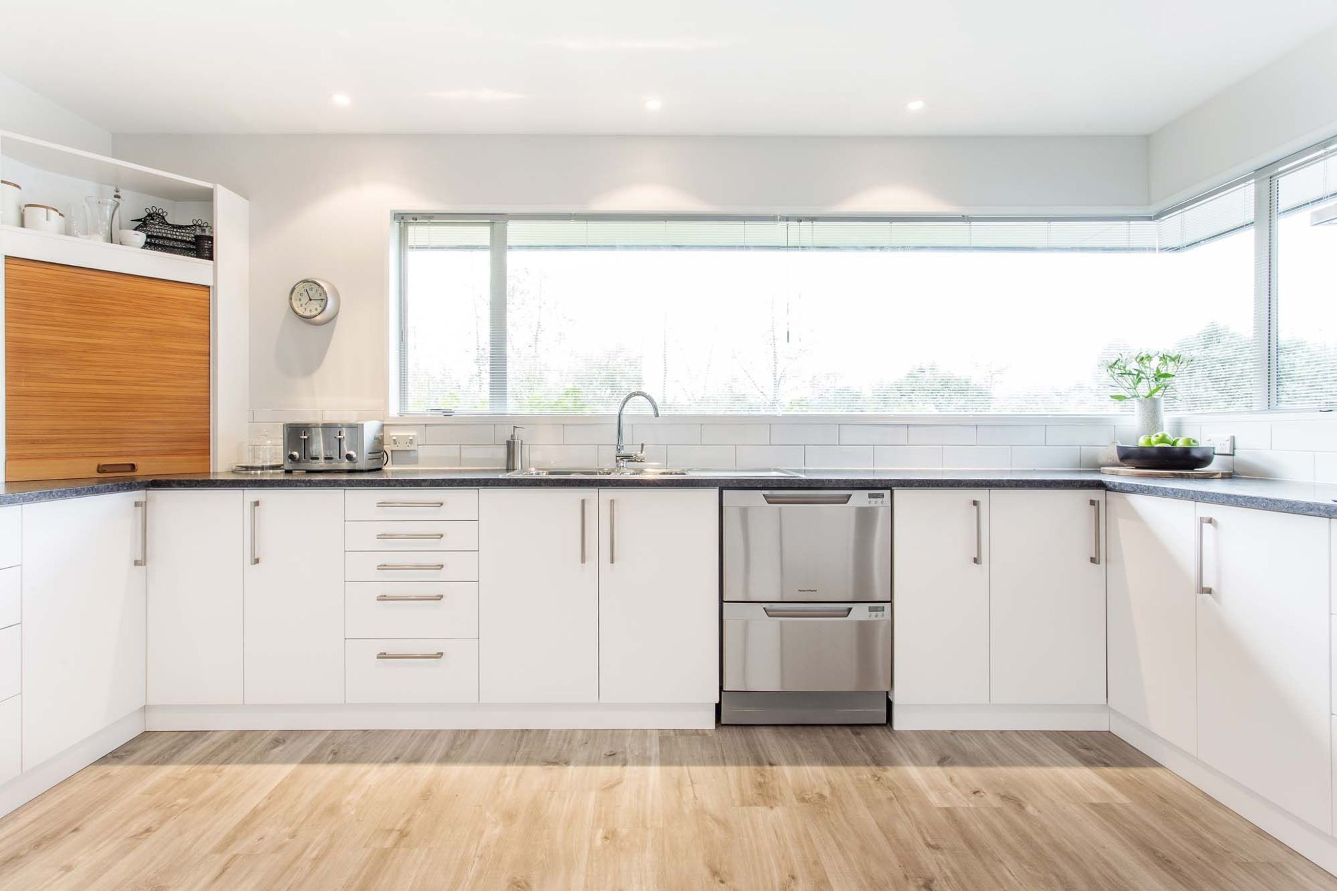 Durostyle Bronze Series - Lyell Kitchen Cabinet Doors