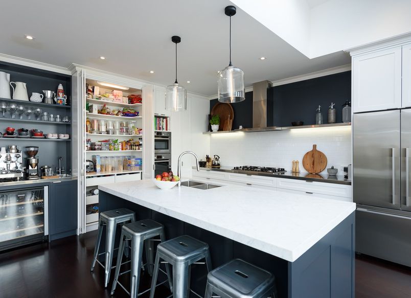 Duthie Street Kitchen & Wall Unit 