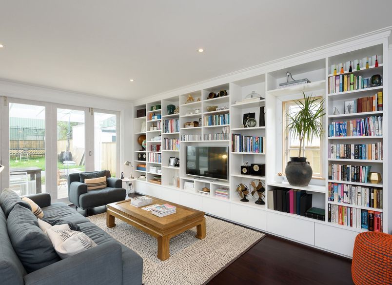 Duthie Street Kitchen & Wall Unit 