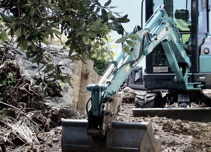 EPG Digger & Operator Hire