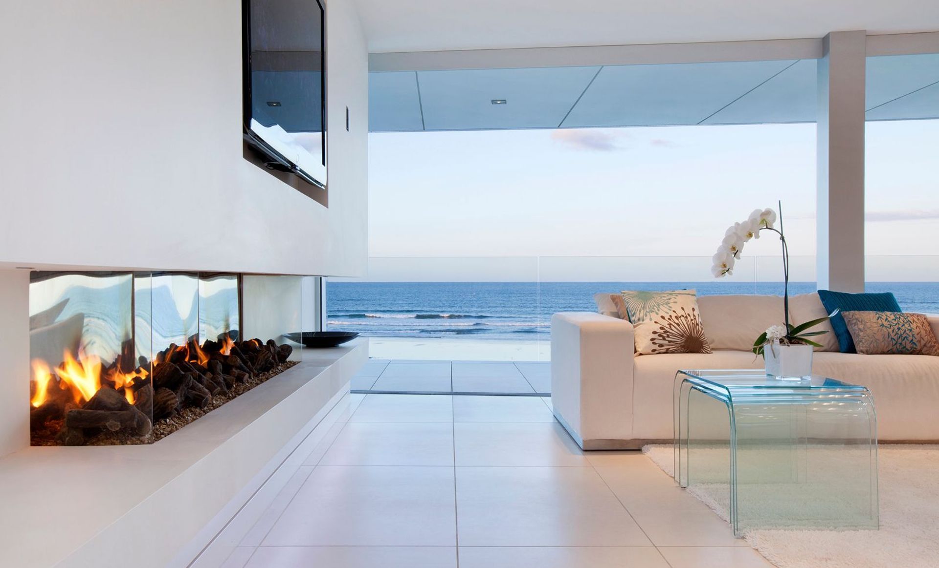 Eastside Euro Fireplace