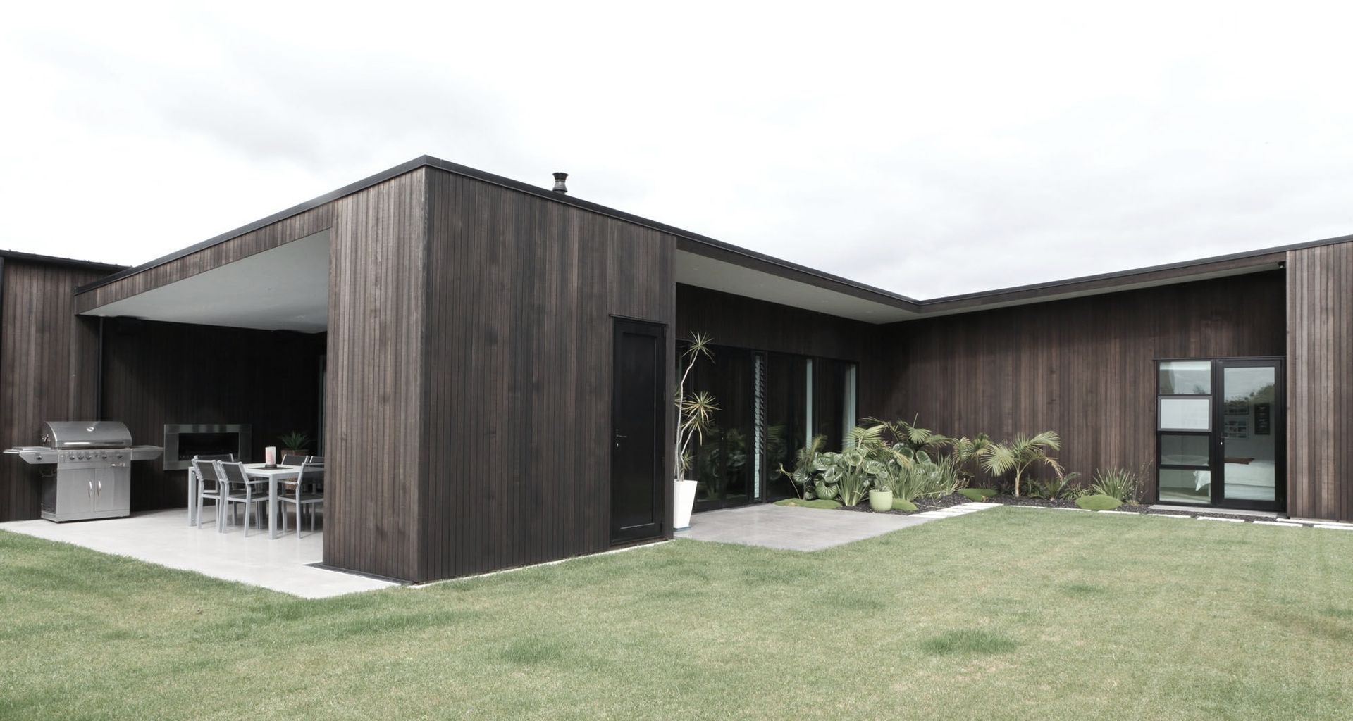Eclipse Residence banner