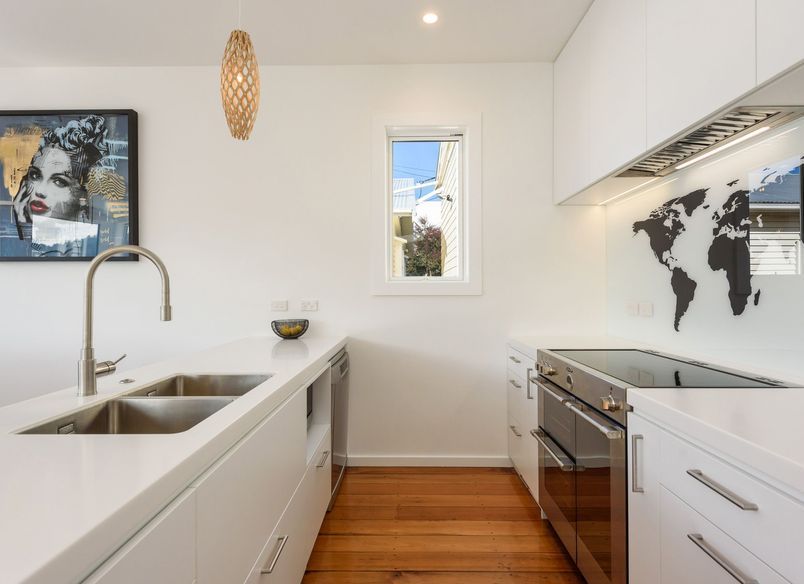 Eden Street Kitchen & Wall Unit