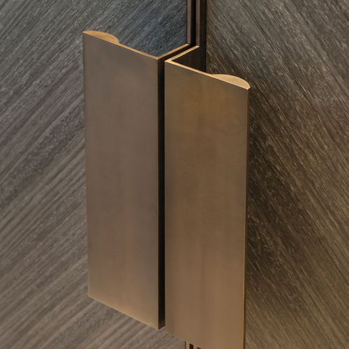 Joseph Giles Edge Pull Handle Collection