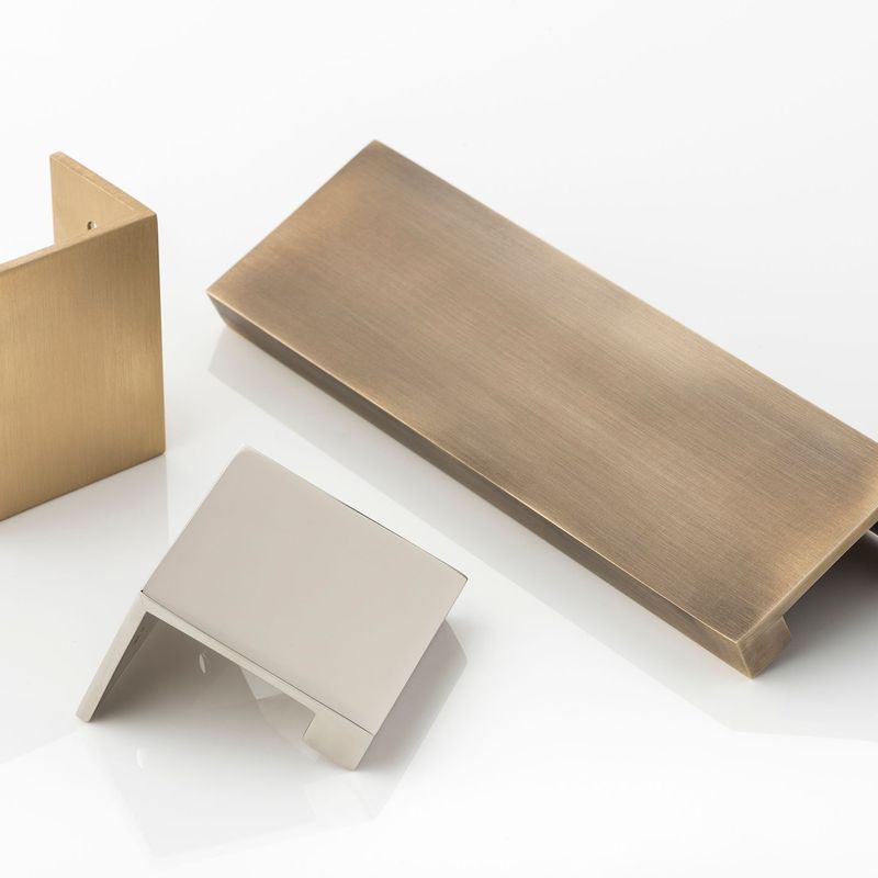 Joseph Giles Edge Pull Handle Collection