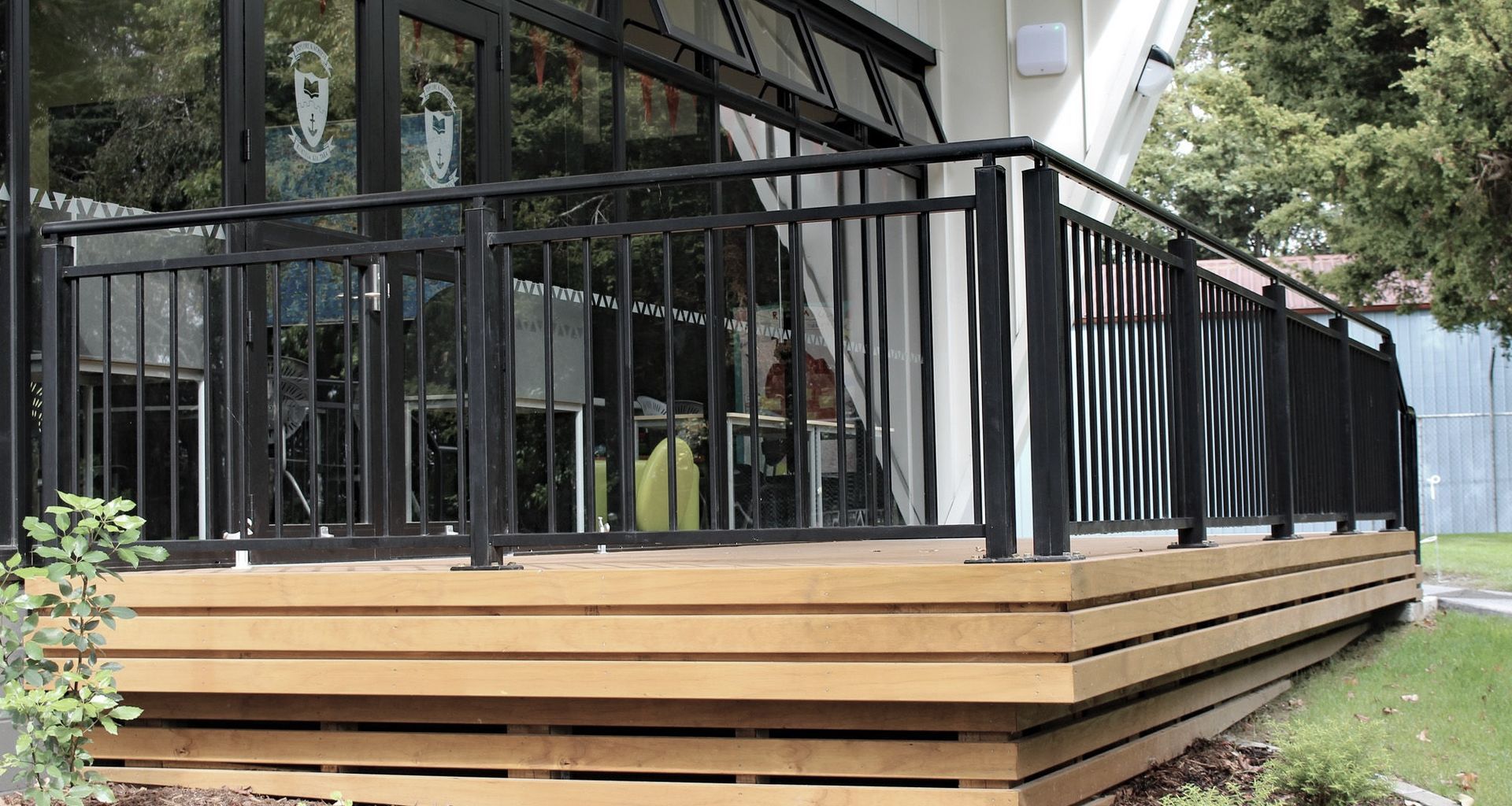 Edgetec Commercial on School Back Deck banner