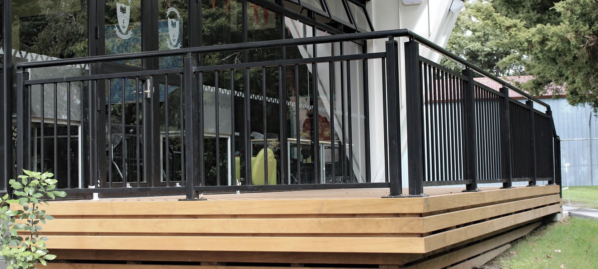 Edgetec Commercial on School Back Deck banner