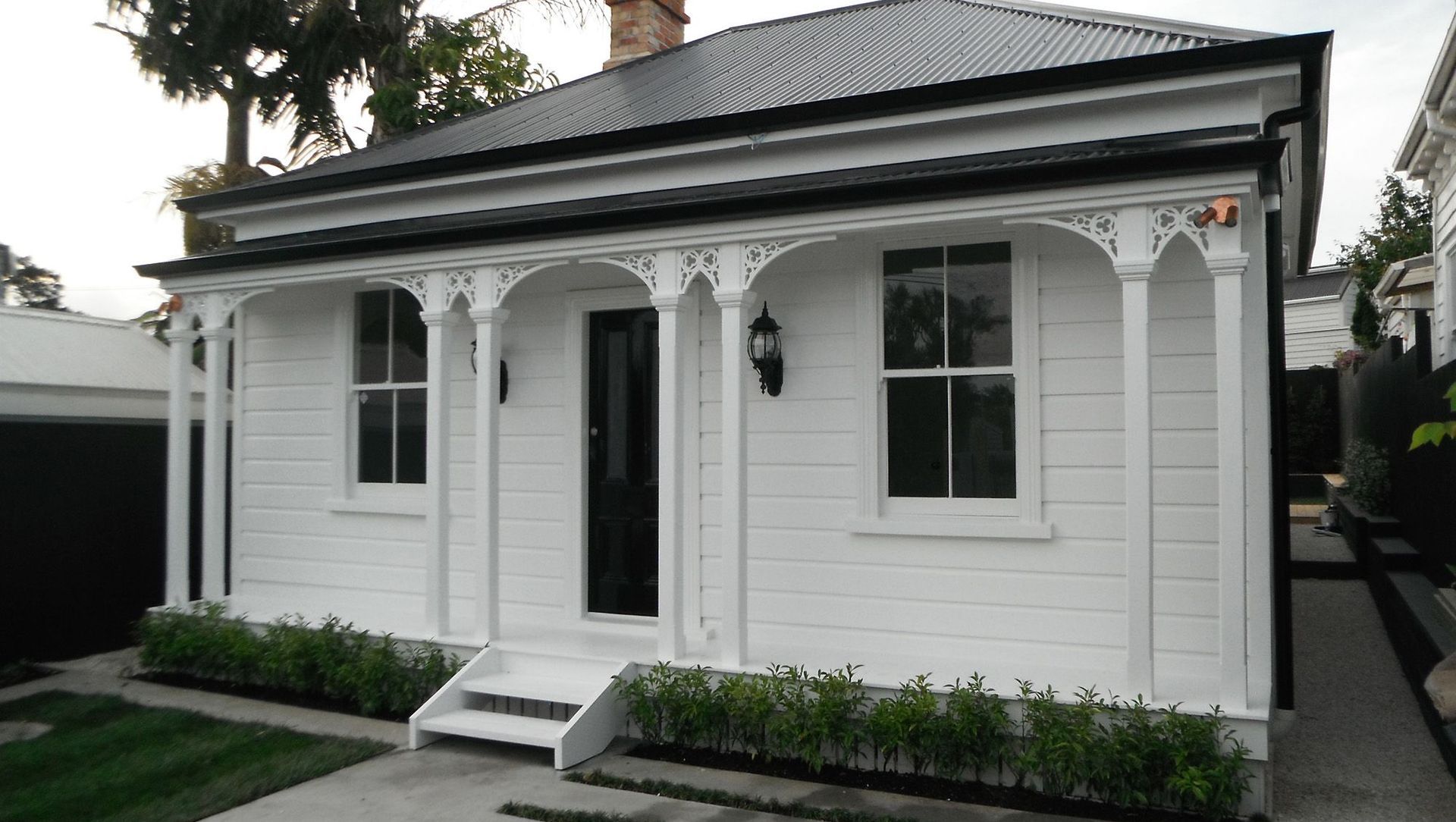 Elam Street Home banner