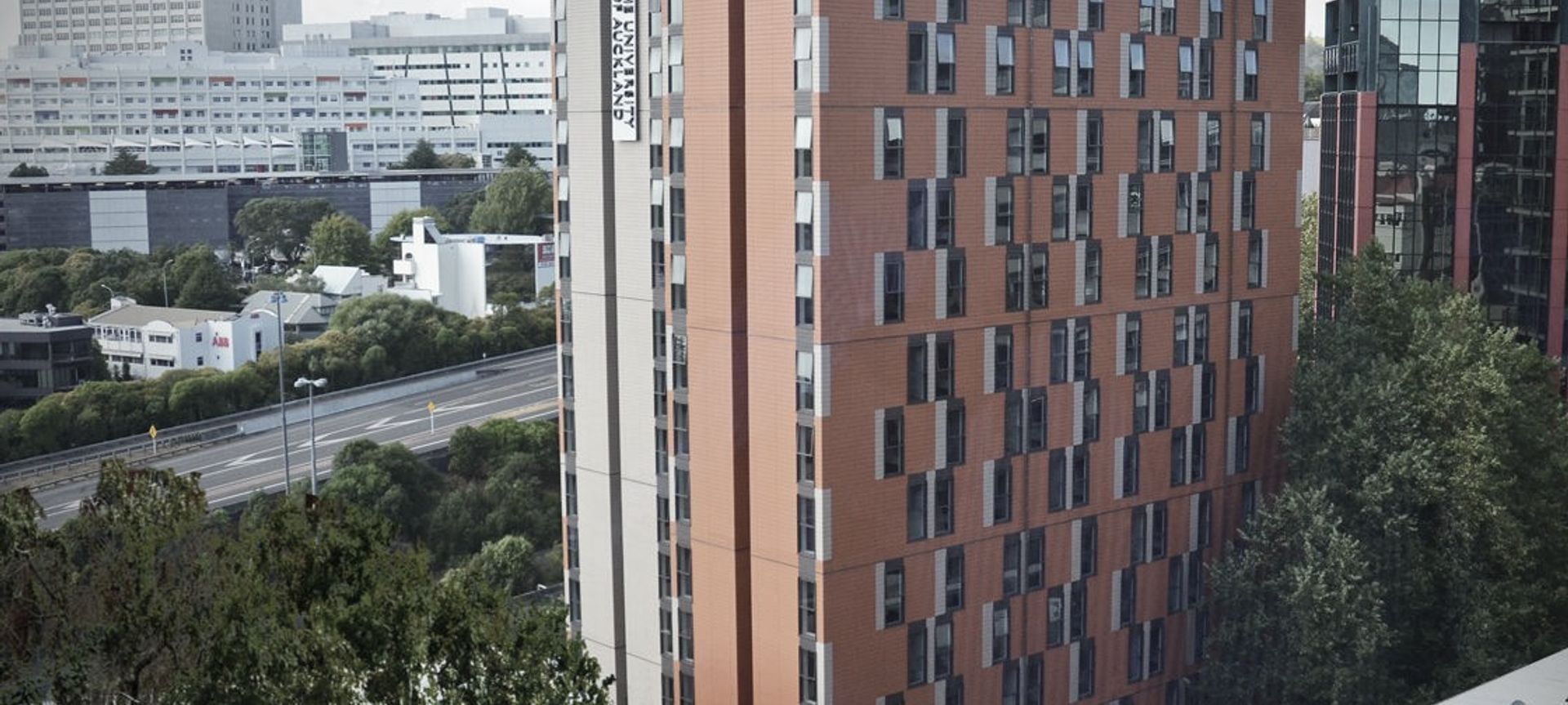 Elam University Hall - Fourteen-Storey Modular Building banner