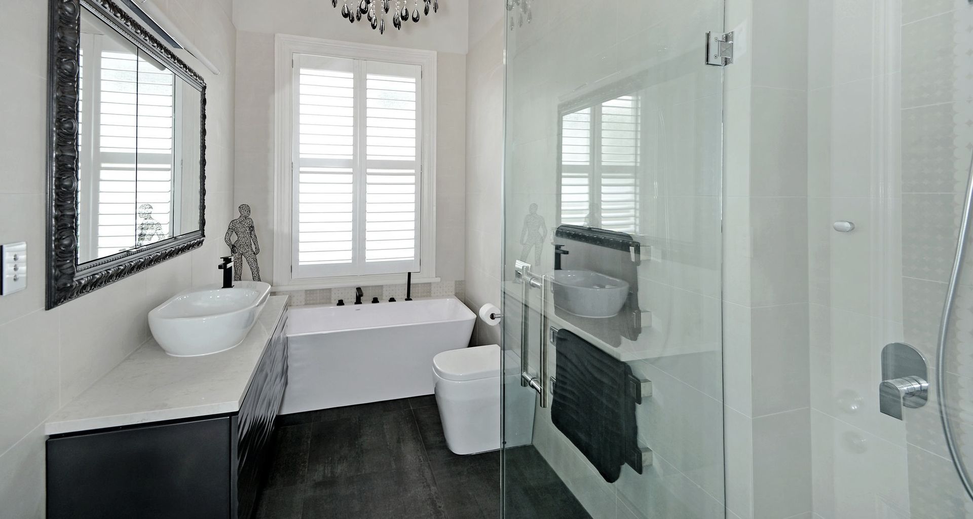 Elegant Bathrooms - Cheltenham banner
