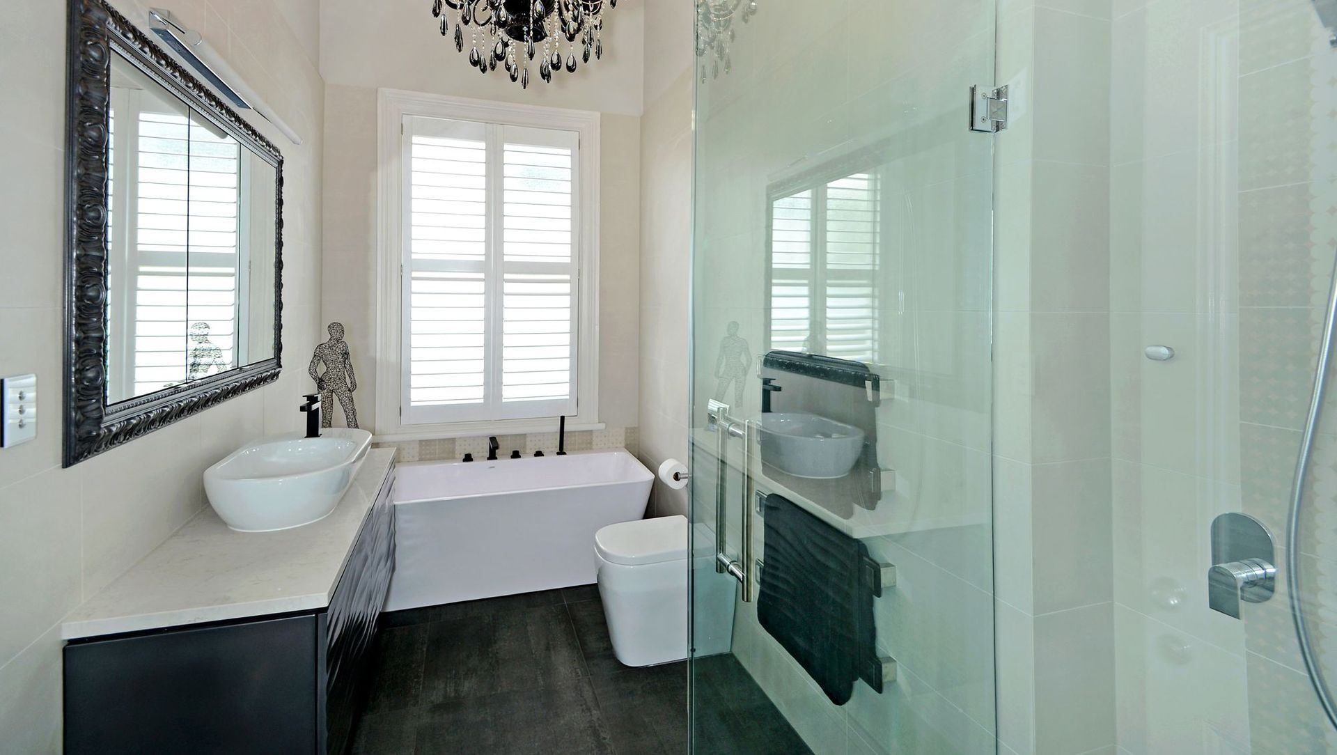 Elegant Bathrooms - Cheltenham banner