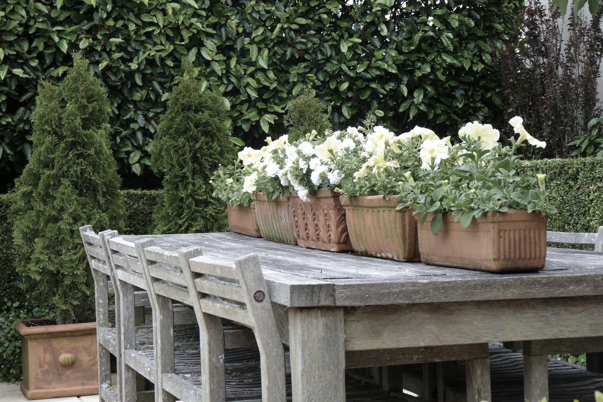 Al fresco living & dining