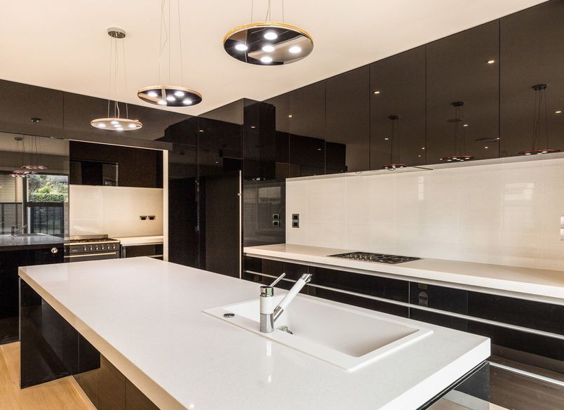 Epsom I Kitchen