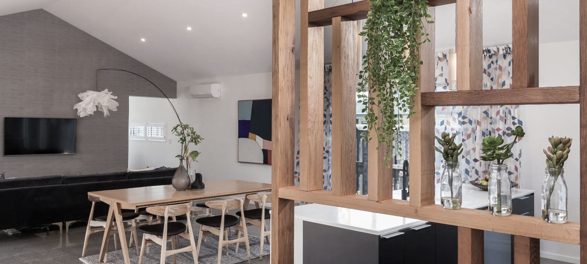 Faringdon Showhome banner