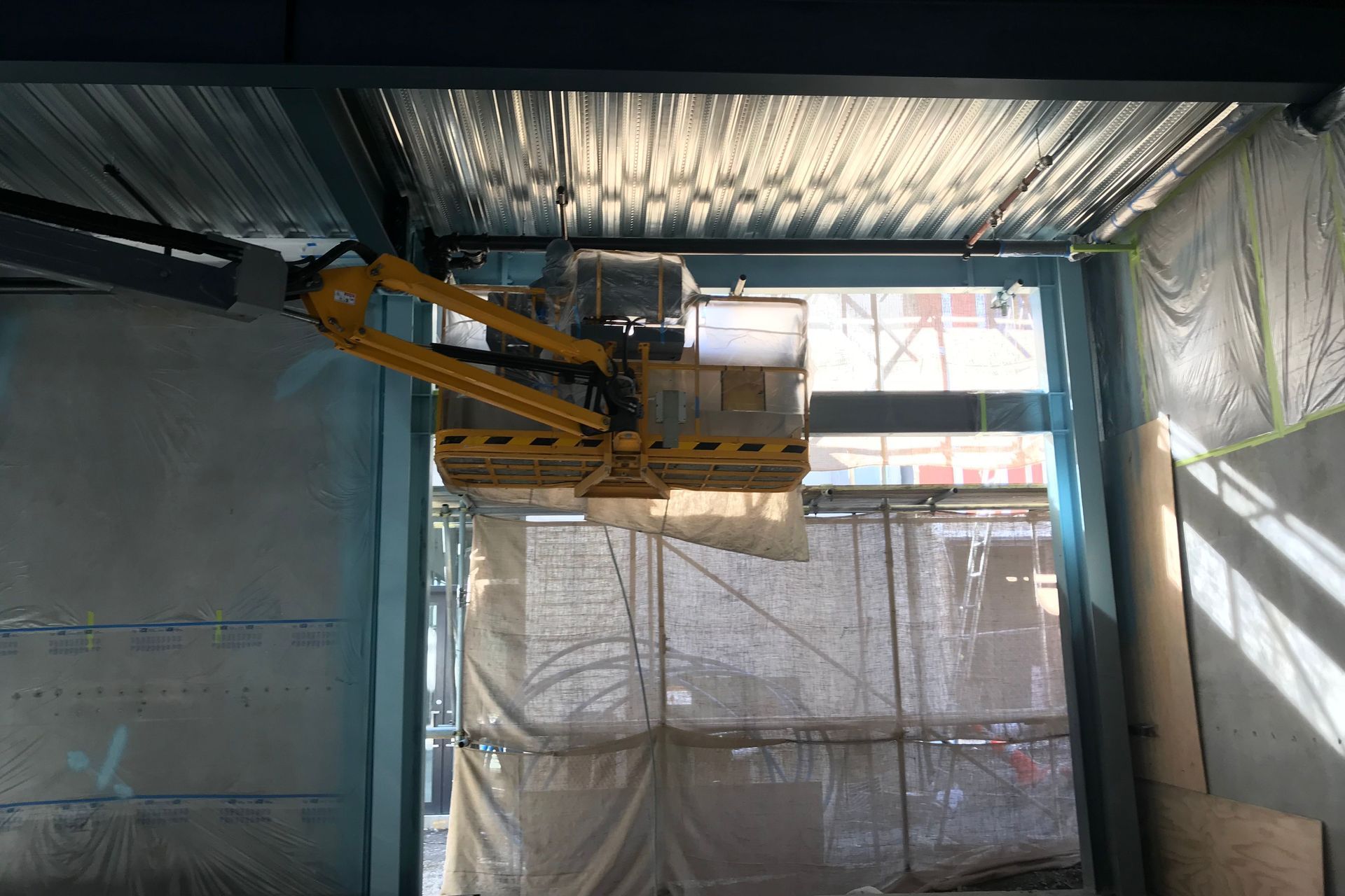 FX9500 Intumscent being applied to steel beams and columns
