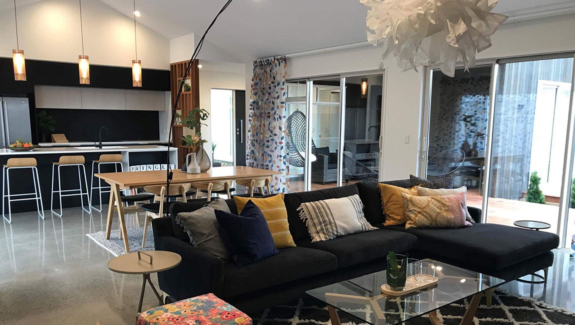Farringdon Interiors banner