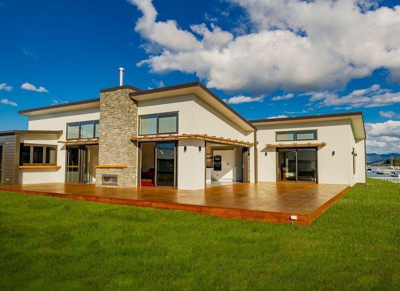 Feast House - Whitianga Waterways