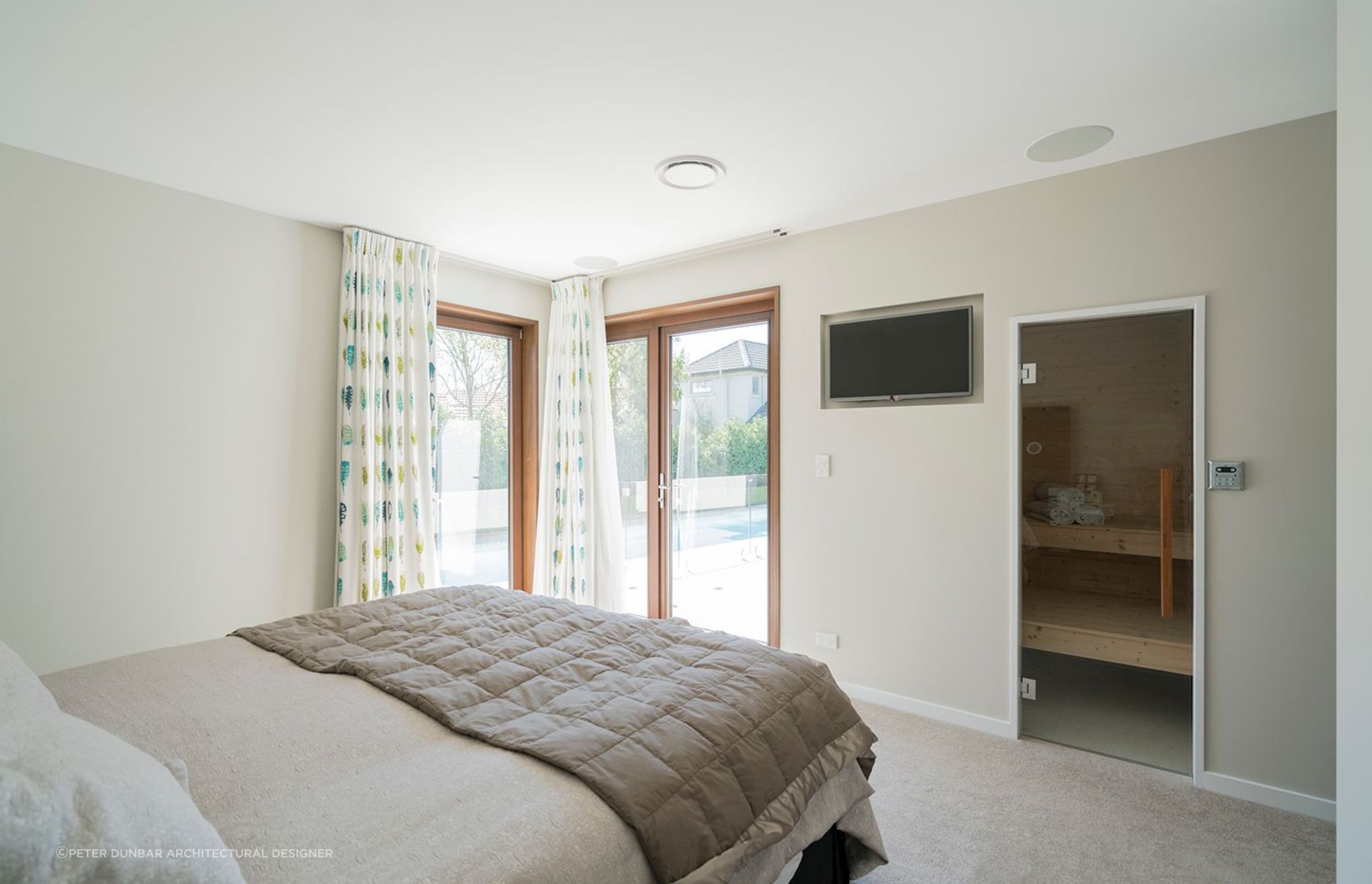 Main Bedroom with Sauna