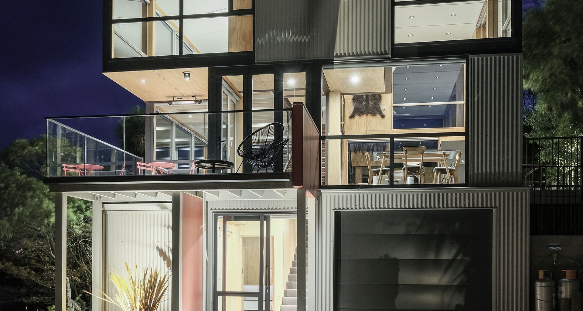 Harbour Views banner