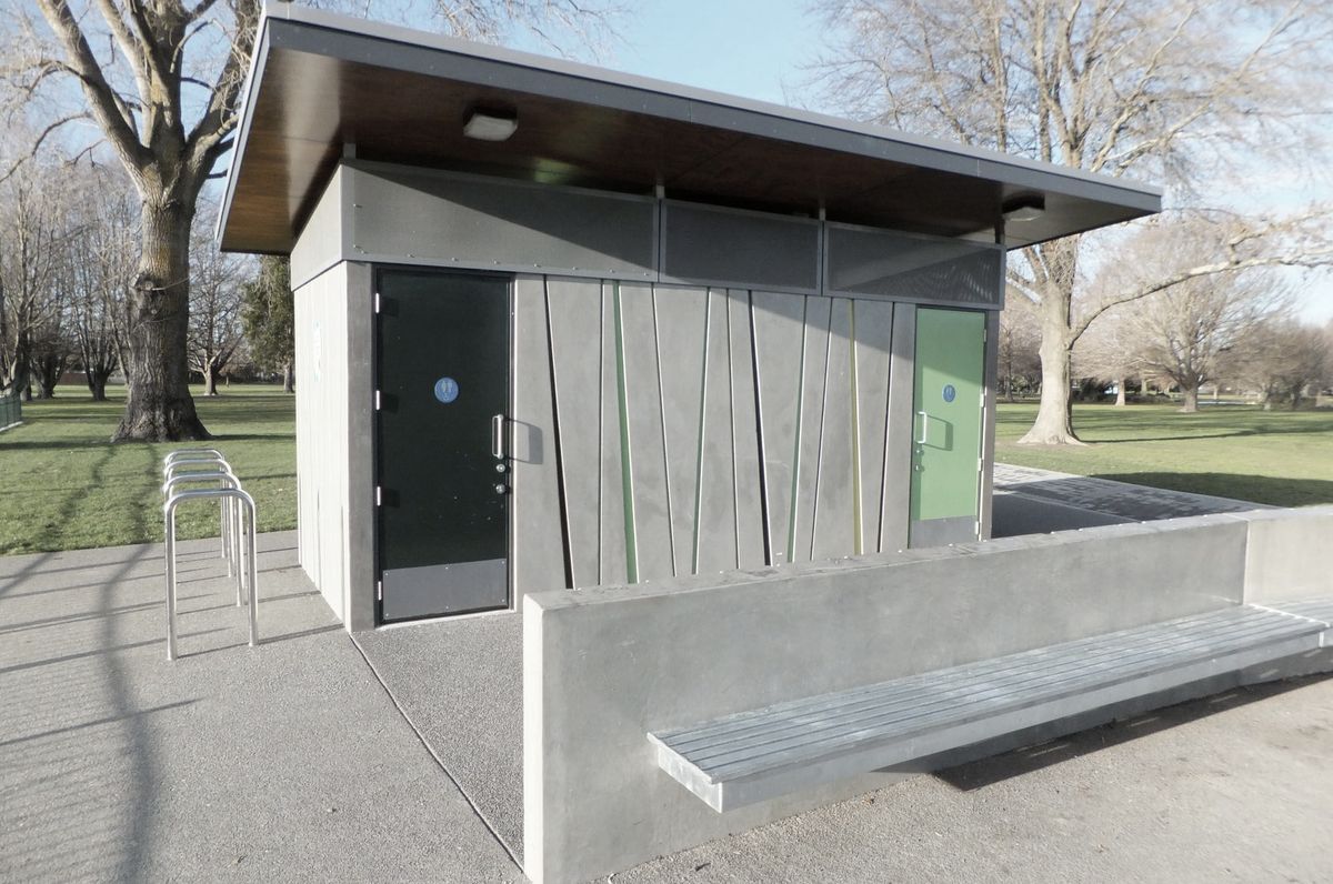 Flaxmere Park Toilets