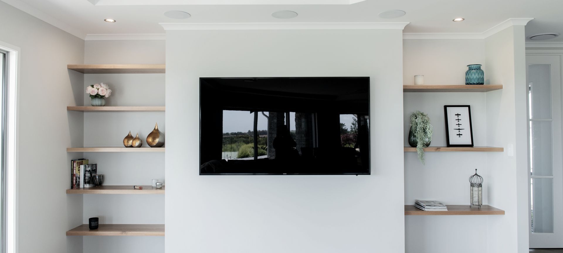 Floating Timber Shelving banner