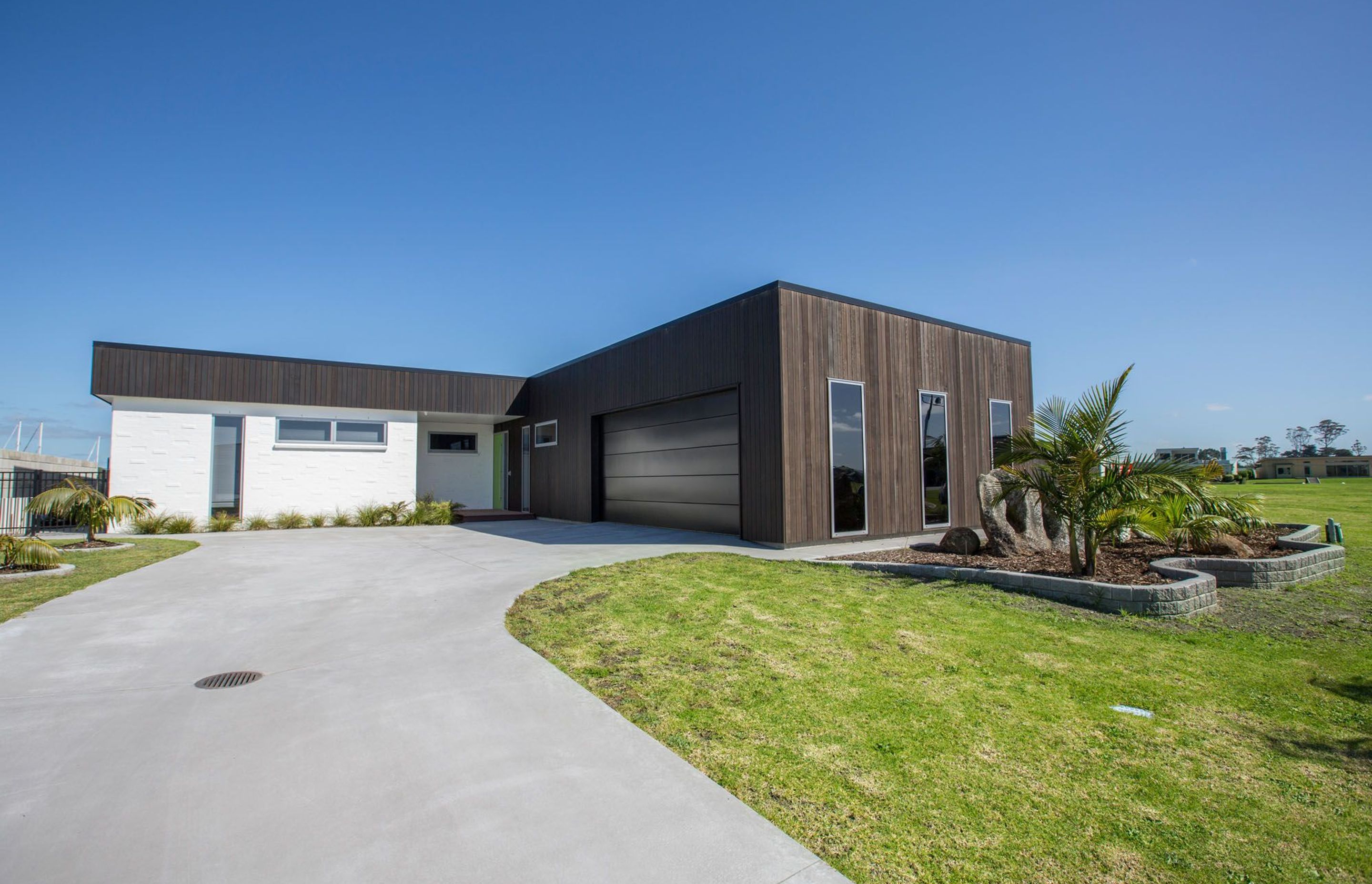 Fred Carr Place, Marsden Cove Marina by Cogan Custom Homes ArchiPro NZ