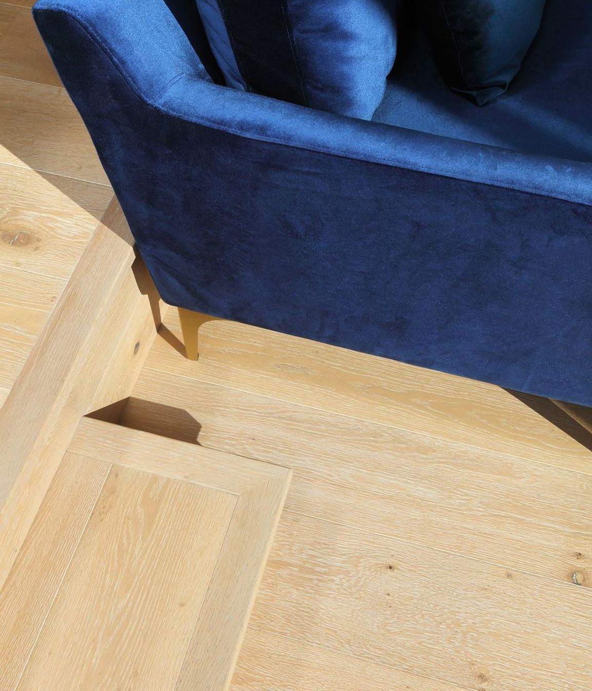 HURFORD'S supplied Freedom Flooring Elegant Oak White Wash 
