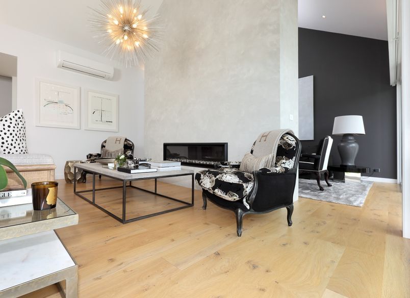 FREEDOM FLOORING - Solid French Oak 210x19mm