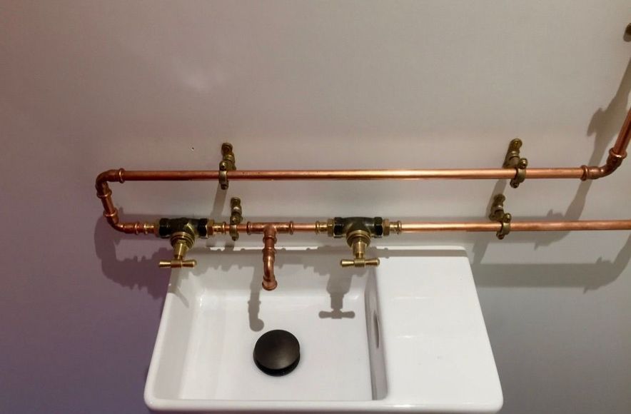 Freeport Bayfair - Bathroom custom copper sink