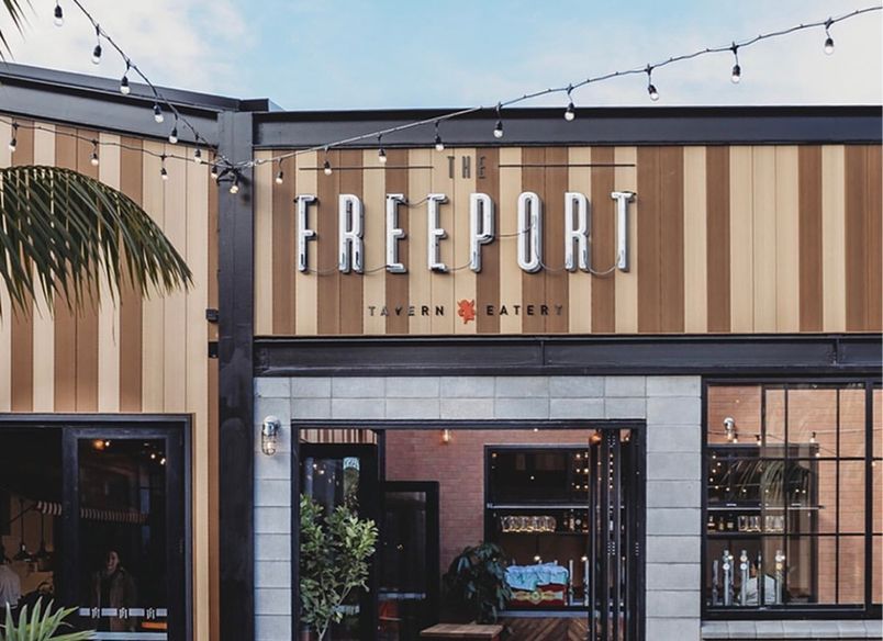 Freeport Bayfair - Bathroom custom copper sink