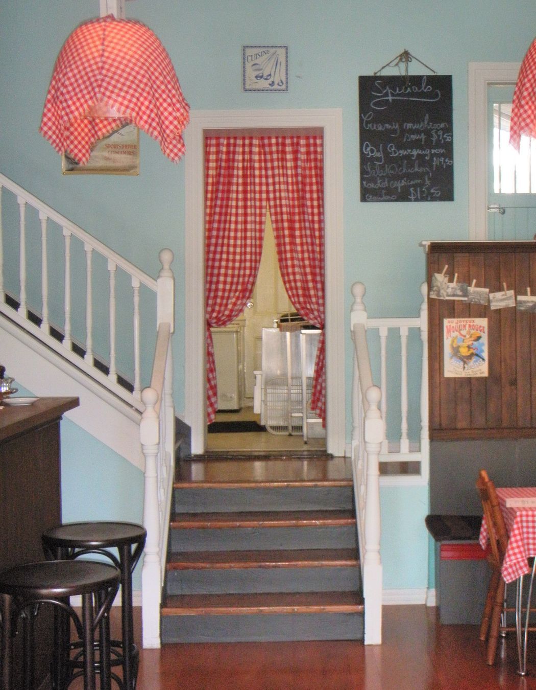This project was a finalist in the International Dulux Colour Awards – Commercial Interior.