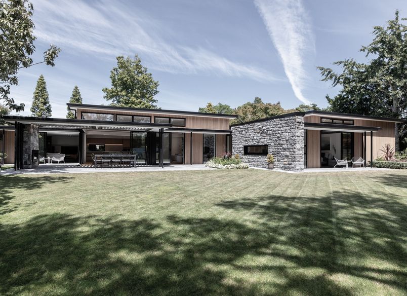 G & C House